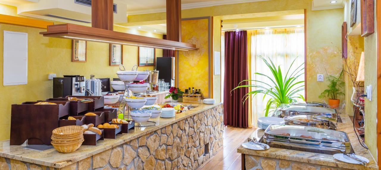 Hotel Mayer Alsooers Екстериор снимка
