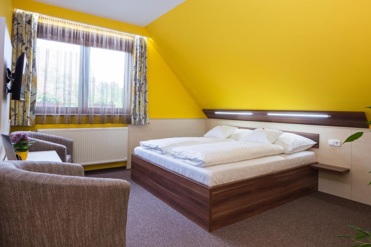 Hotel Mayer Alsooers Екстериор снимка