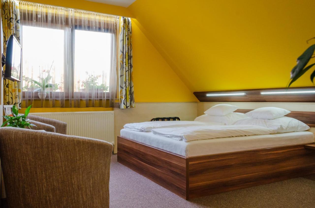 Hotel Mayer Alsooers Екстериор снимка