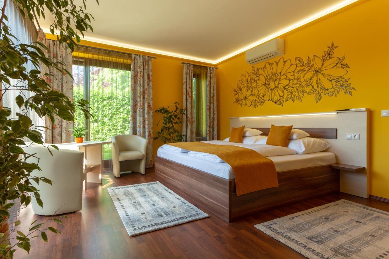 Hotel Mayer Alsooers Екстериор снимка
