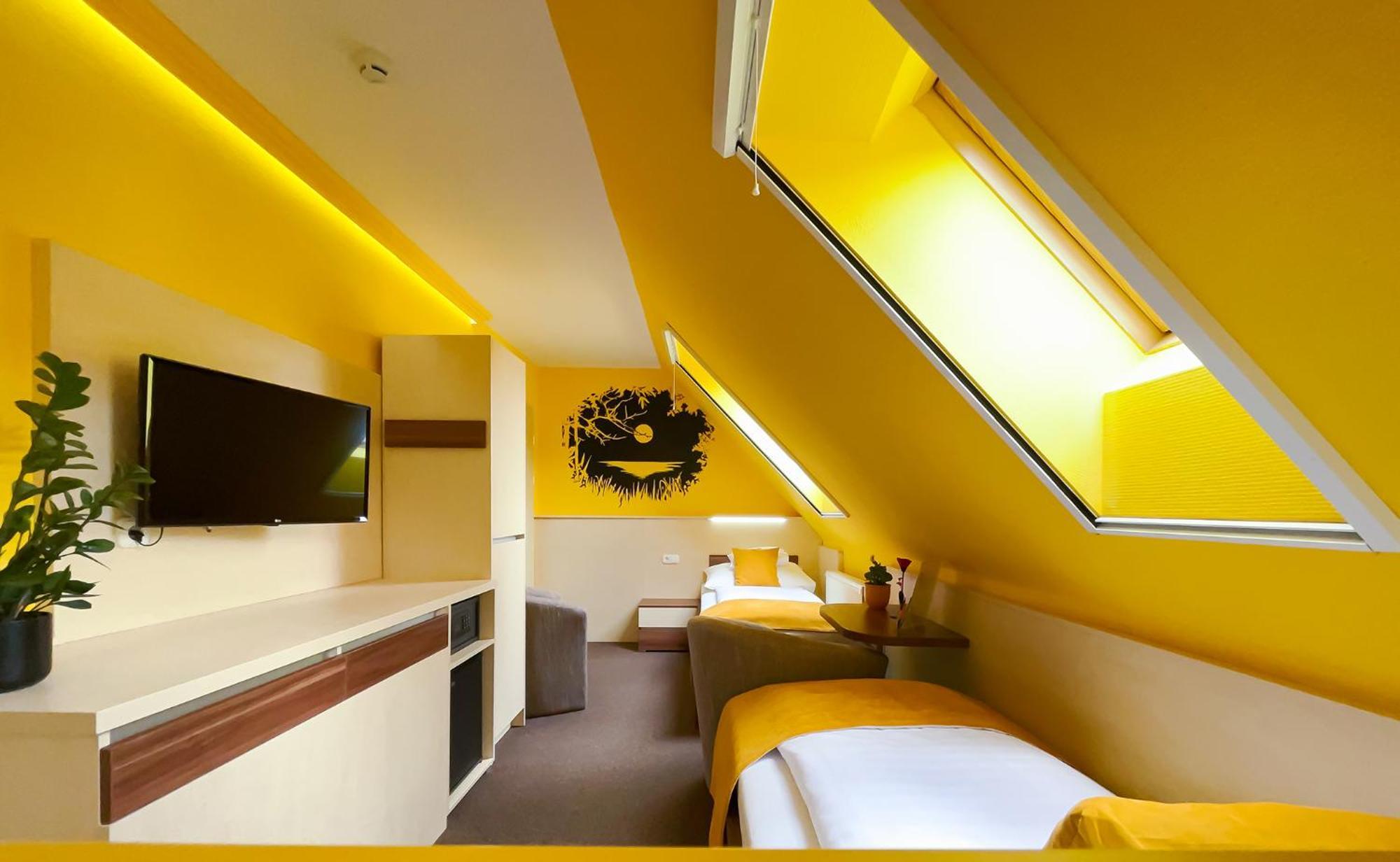 Hotel Mayer Alsooers Екстериор снимка