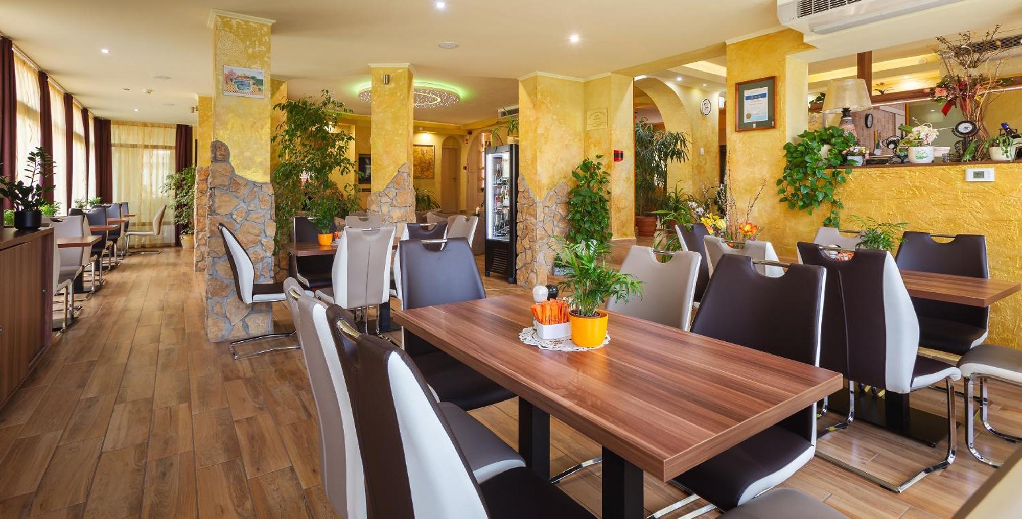Hotel Mayer Alsooers Екстериор снимка