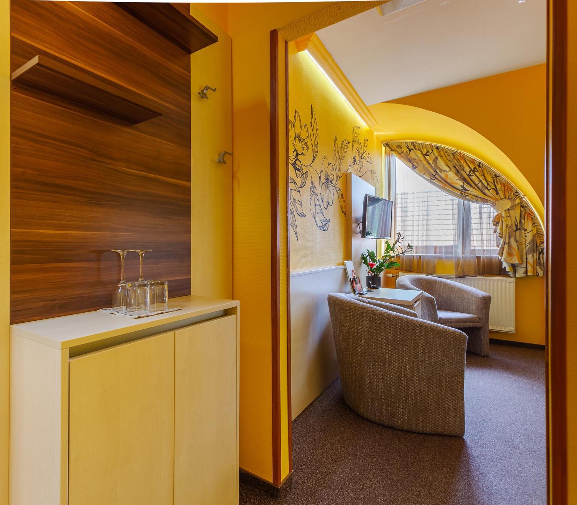 Hotel Mayer Alsooers Екстериор снимка