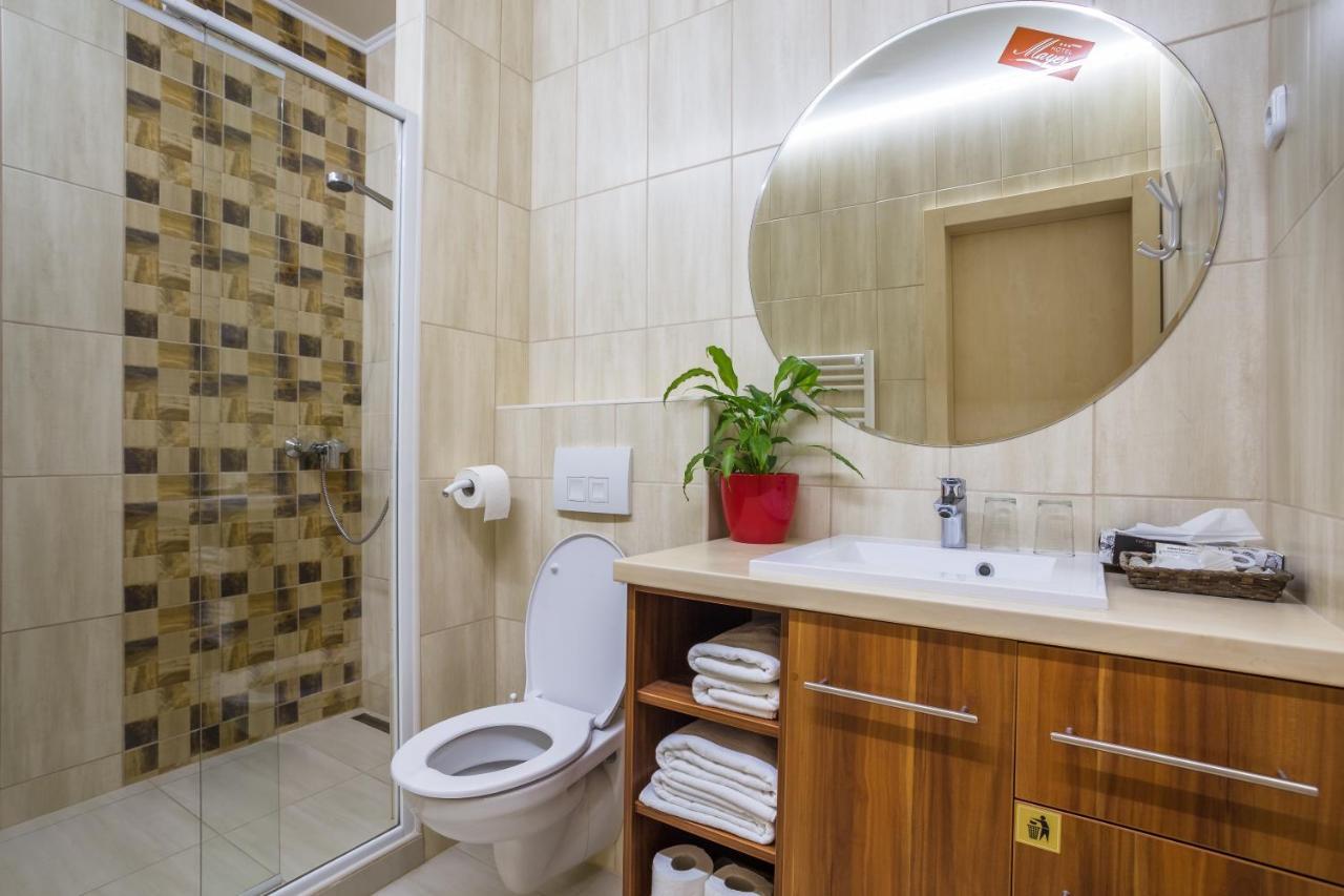 Hotel Mayer Alsooers Екстериор снимка